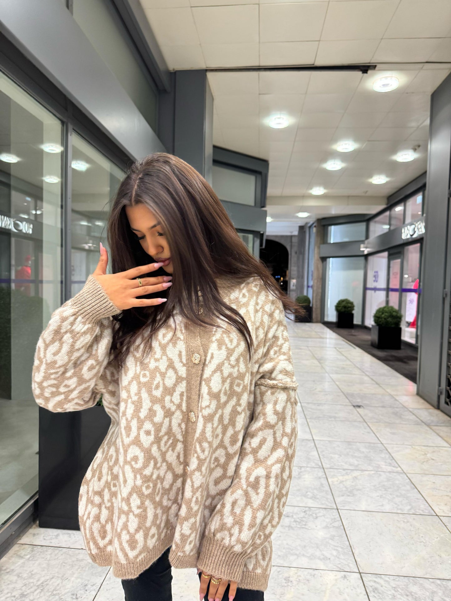 Oversized Leo Cardigan