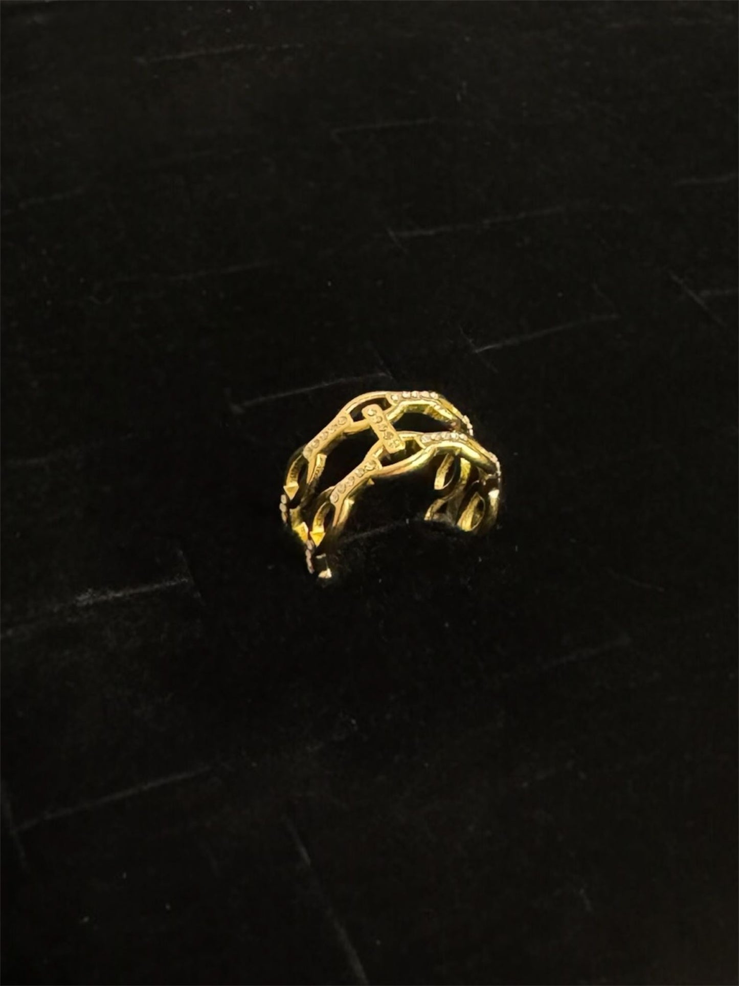Goldener Ring „Valeria“ – Eleganter Goldring mit Diamanten