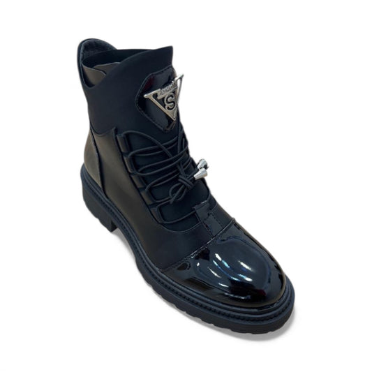 Stylische Lack-Winterboots – warm, rutschfest & modern