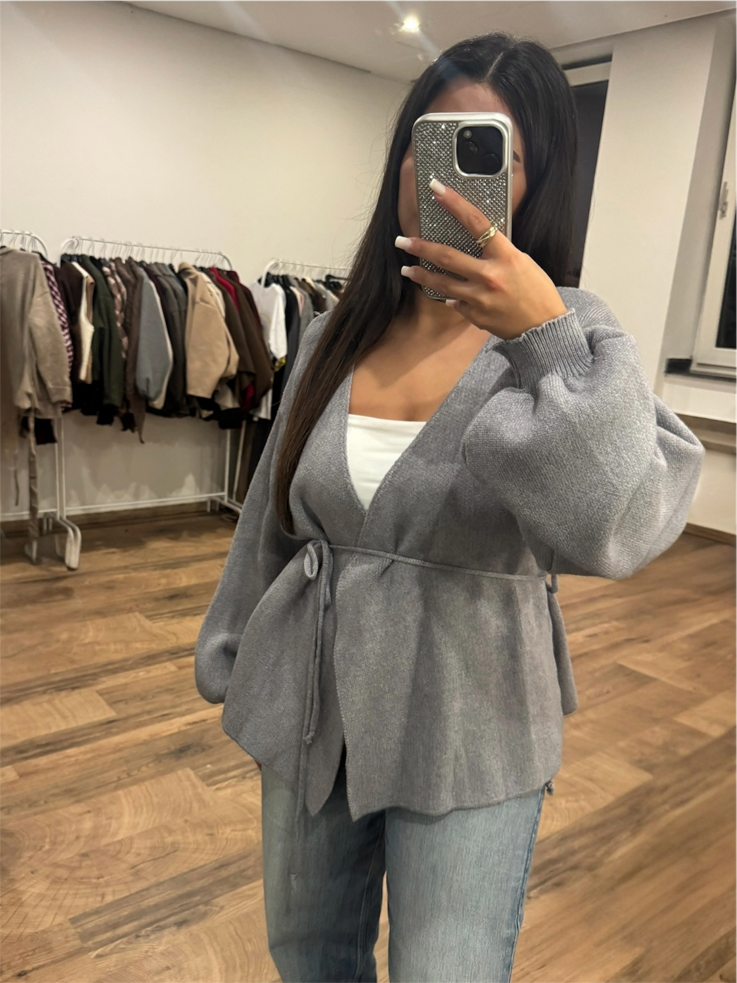 Strickjacke mit Bindegürtel – verschiedene Farben