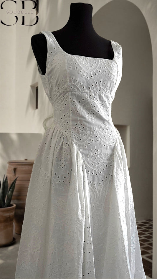 Dress White flower