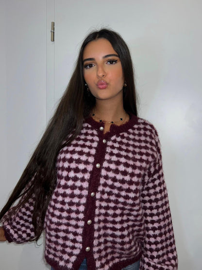 Flauschiger Karo-Cardigan in Rosa & Bordeaux