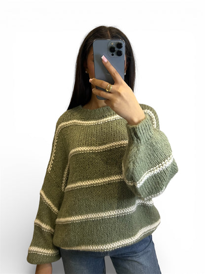 „Liya“- Strickpullover in verschiedenen Farben