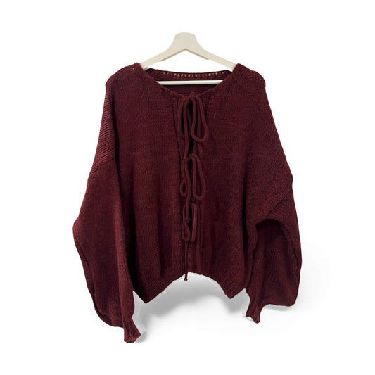 Strickpullover mit Schnürdetails- in verschiedenen Farben