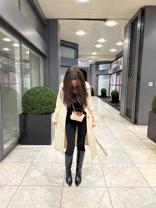Beige Trenchcoat - Comfort & Elegant