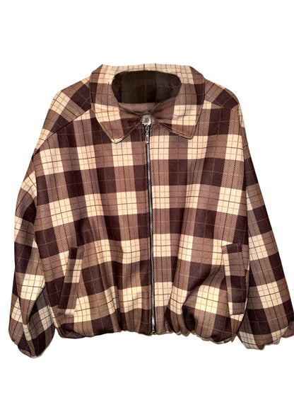 Jacke Marlene – Trendige Damenjacke im modernen Karo-Design