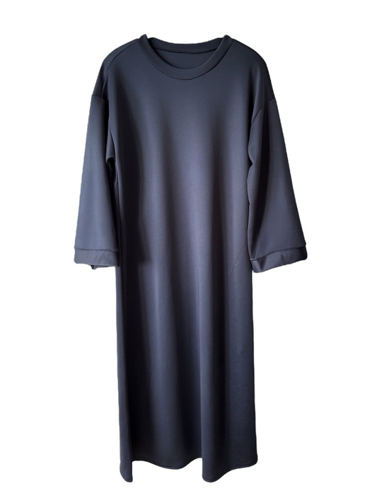 Essential Maxi Kleid – knitterfrei & modest-chic