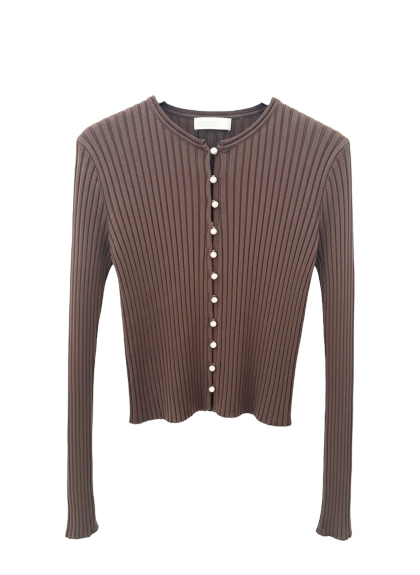 Feinstrick Cardigan „Clara“ – Mit Perlenknöpfen