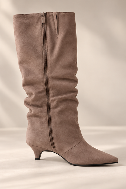 Slouch Boots mit Raffung in Taupe