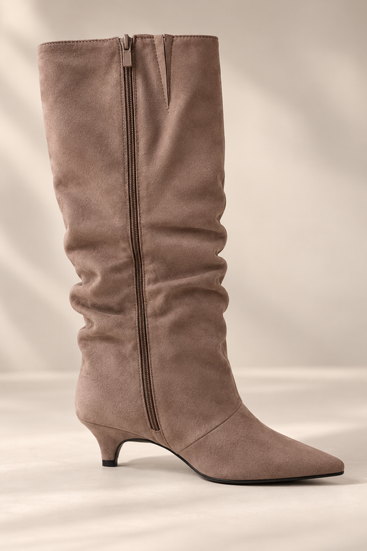 Slouch Boots mit Raffung in Taupe