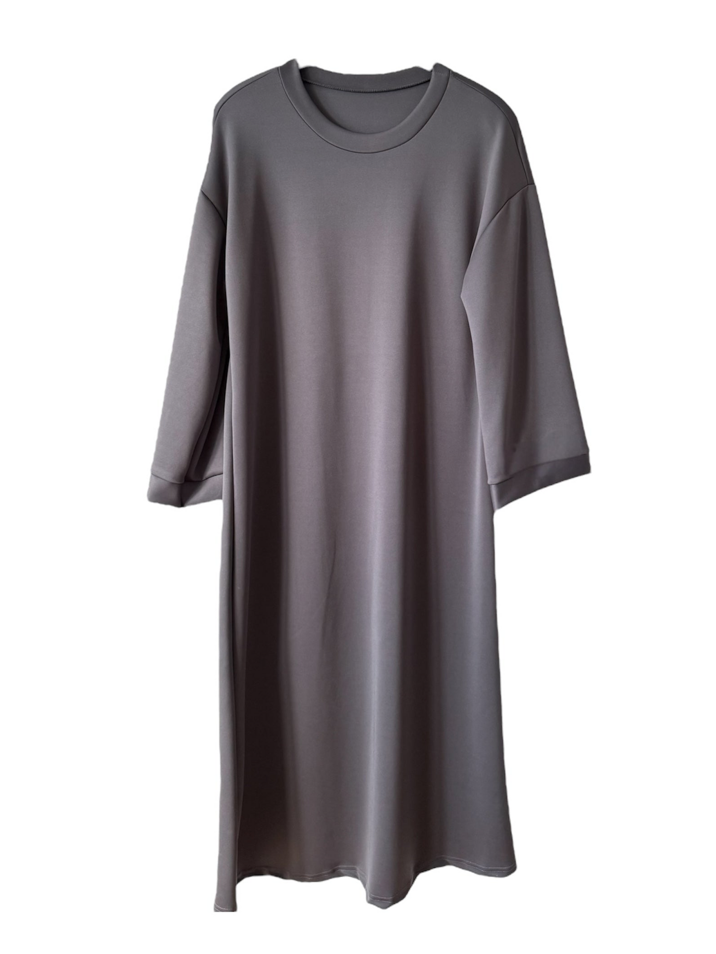 Essential Maxi Kleid – knitterfrei & modest-chic