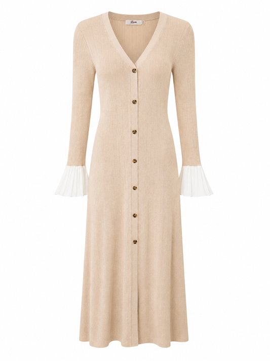 Kleid mit weißen Ärmeln