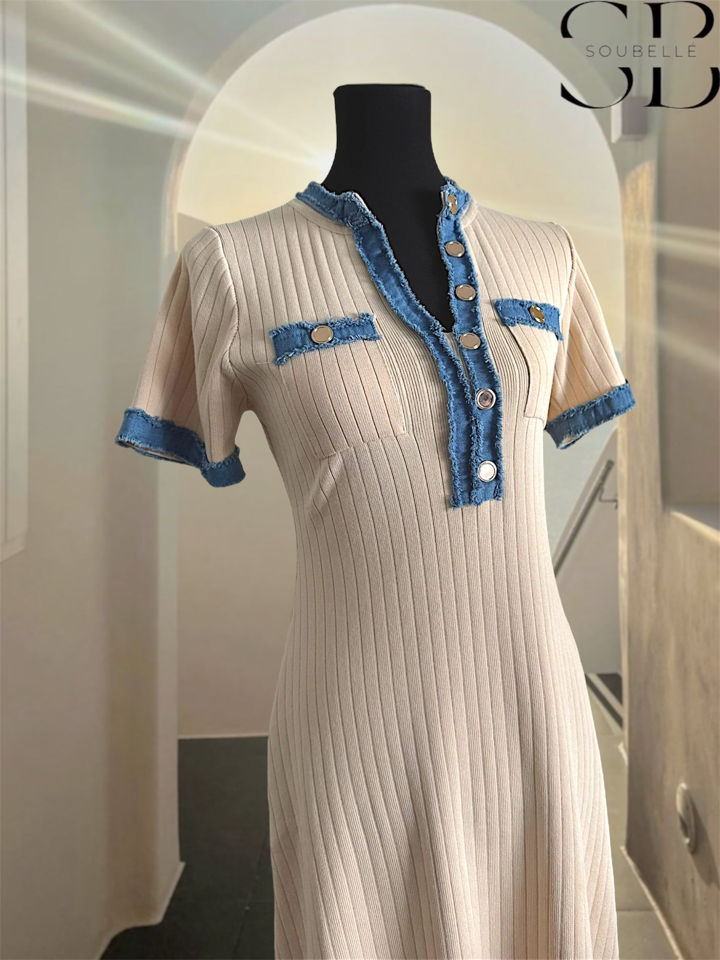 Kleid mit Denim-Details